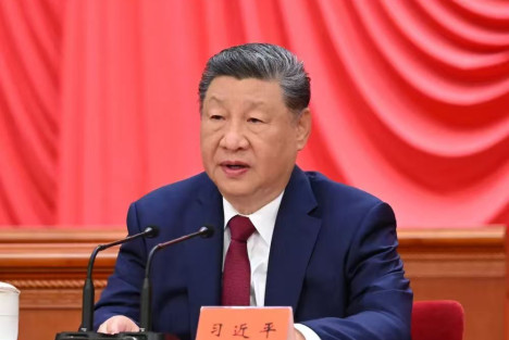 习近平出席纪念中国工农红军长征胜利90周年大会并发表重要讲话