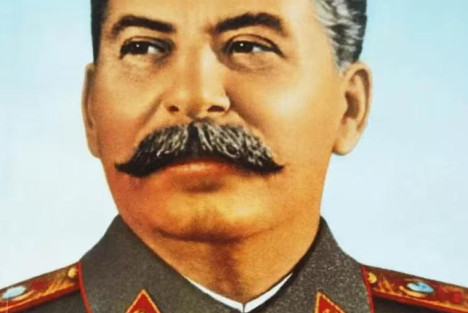 斯大林首创姓社阵营光照千秋