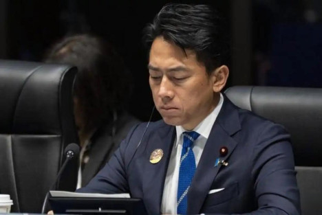 日防卫大臣呼吁就修宪举行全民公投