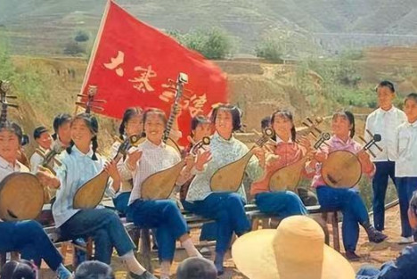 律诗 大寨铁姑娘