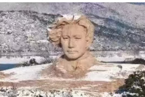 李克勤｜雪中毛主席形象更加伟岸挺拔：雪是稀少的，《沁园春·雪》是永恒的