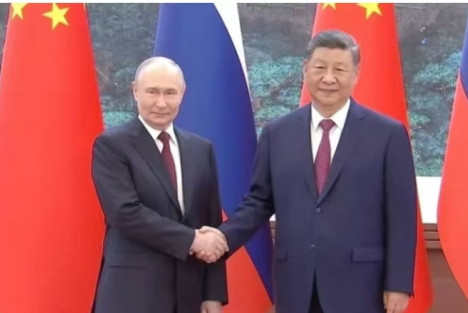 习近平同俄罗斯总统普京会谈
