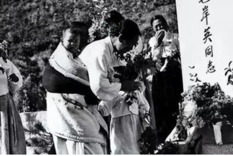 中朝两国人民友好的丰碑