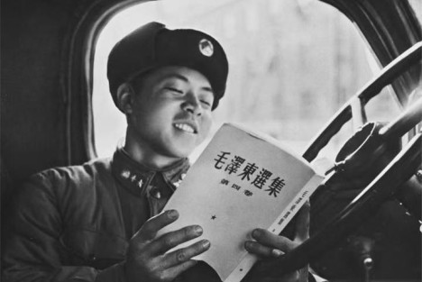 跨越半个多世纪，这篇写给《中国青年》的文字，告诉我们真正的雷锋精神