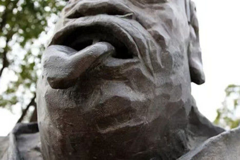 当代艺术“以丑为美”对主流审美的侵害