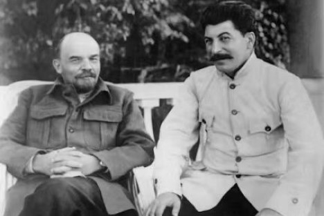 当代俄罗斯人眼中的列宁与斯大林