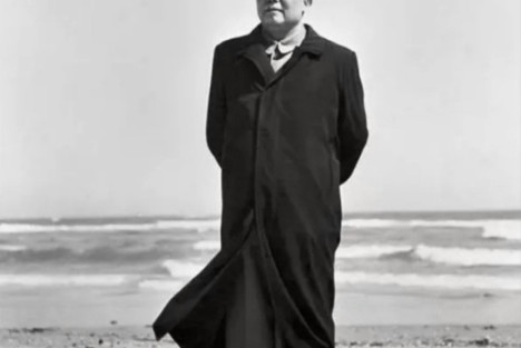 毛泽东：“中国的土壤中生长出来的巨大人物”