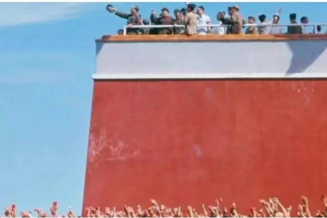 相信群众，相信党