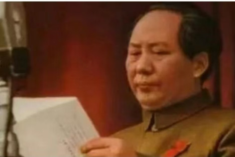 毛主席时代免费医疗，免费教育，生活也很幸福