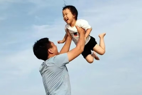今天，有多少孩子，父母不在身边?