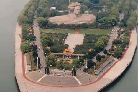 永不沉睡的航母