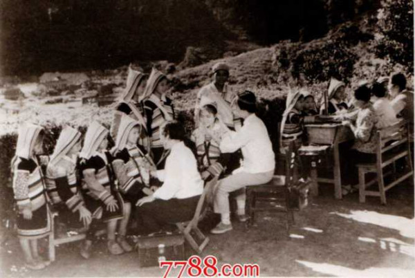 刘雪松:毛泽东创建了世界上最大、最高效的合作医疗体系