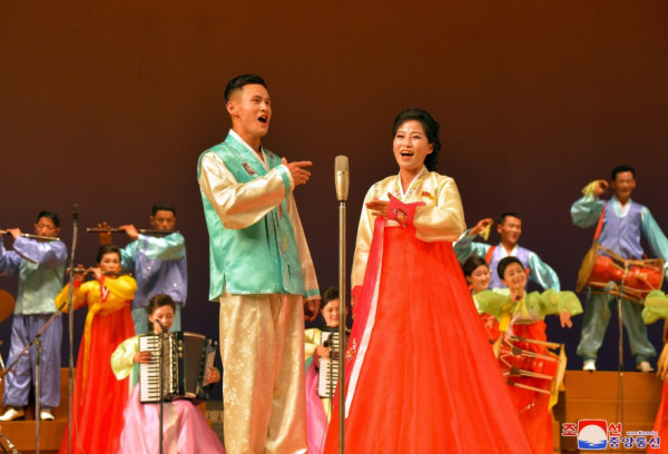 朝鲜第７届四月之春人民艺术节连日盛况