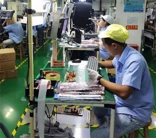 被“骗”进工厂后，她发问：年轻人的未来在何方？