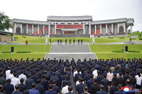 朝鲜：在6·25反美斗争日之际，群众集会在报仇之心的发源地——信川举行