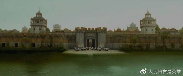 看懂了《让子弹飞》就理解了毛泽东