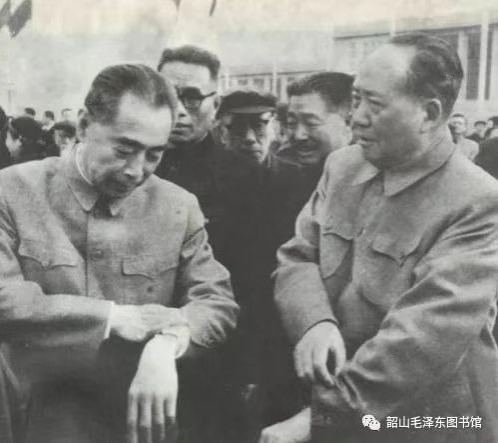 李克勤：赫鲁晓夫抵达北京机场前毛主席周总理为何要对表？