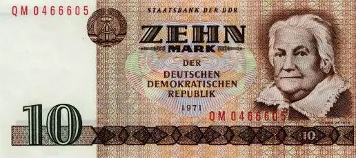 奴化教育从娃娃抓起,初中教材竟以田园女权运动代替妇女解放运动