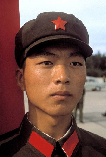 中华民族的子孙应当知道的关于毛主席的十四个谬论