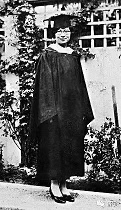 李克勤：当年唱“火车向着韶山跑”的人如今在干啥？