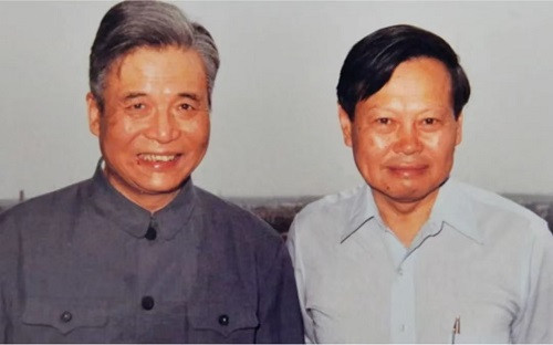 “杨振宁之问”与两弹一星精神--纪念中国第一颗原子弹爆炸成功60周年