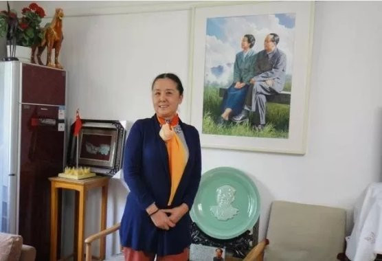 毛主席女儿李讷住所照片流出！墙上一幅照片引人注目...