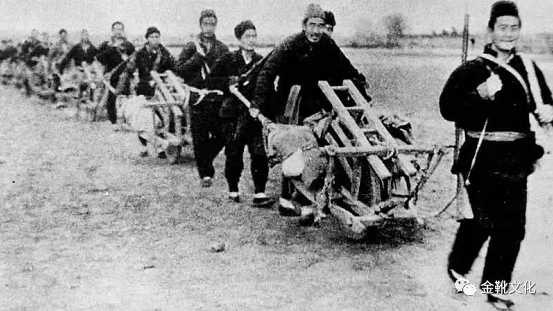 “官僚主义是苏维埃工作的障碍”