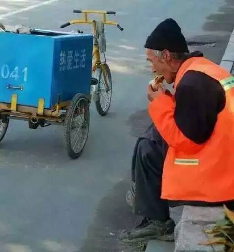 王宝强事件展示了这个社会已腐烂到亡国边缘