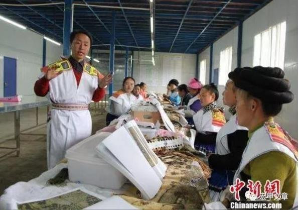 《半月谈》访问周建琨