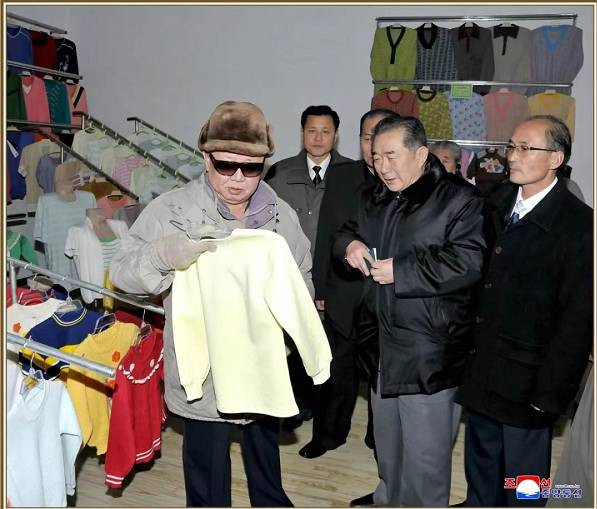 为了人民的幸福——在伟大领导者金正日同志诞辰81周年之际