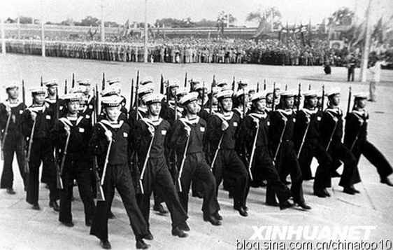 开国大典 ——民族复兴的历史转折点