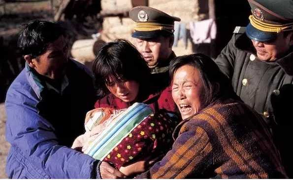 张宏良：中国人虎狼与猪羊的两面性