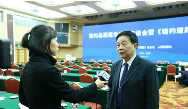 要不要重走集体化的光明老路——塘约道路在人民大会堂引发激烈讨论