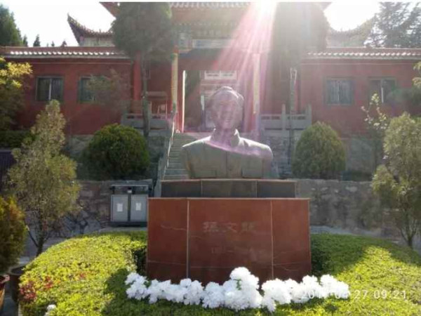 艰难奠基，新中国前三十年史诗般波澜壮阔的工业史（中）