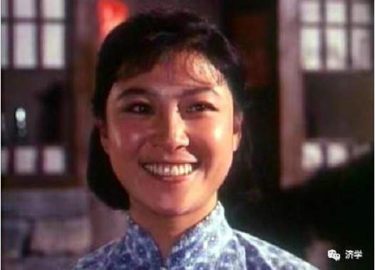 “天下第一嫂”《龙江颂》唱得如此之好