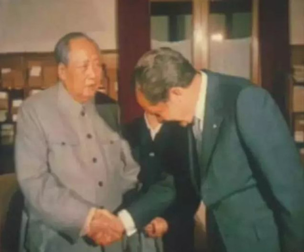 毛泽东与中国精神！