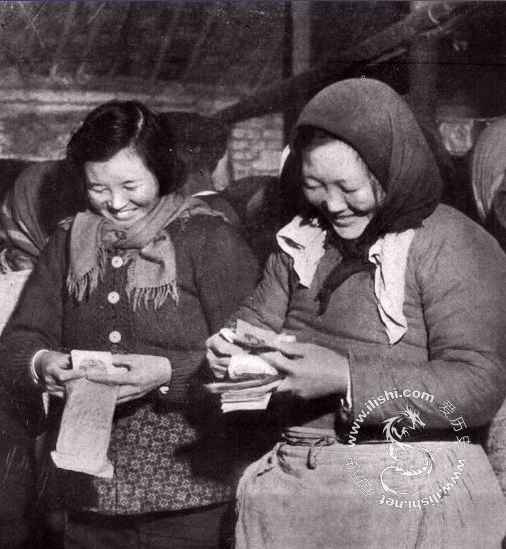 毛泽东社会主义光明道路——农业合作化运动