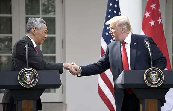 看美国到底是如何掠夺世界