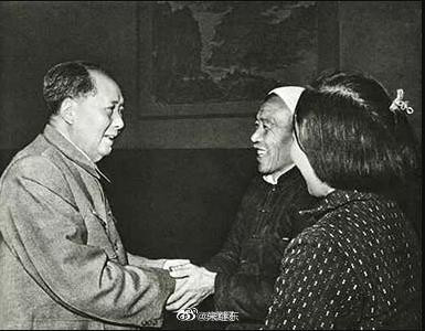 朱继东丨毛主席：教条主义不是马列主义 香花是从同毒草作斗争中出来的