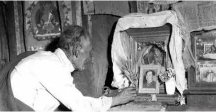 藏民们，把毛主席当成共产党的化身对我们伟大的中国共产党也是很忠诚的信仰！