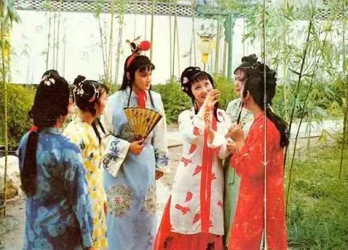 学了毛泽东思想，才知道《红楼梦》根本不是爱情小说……