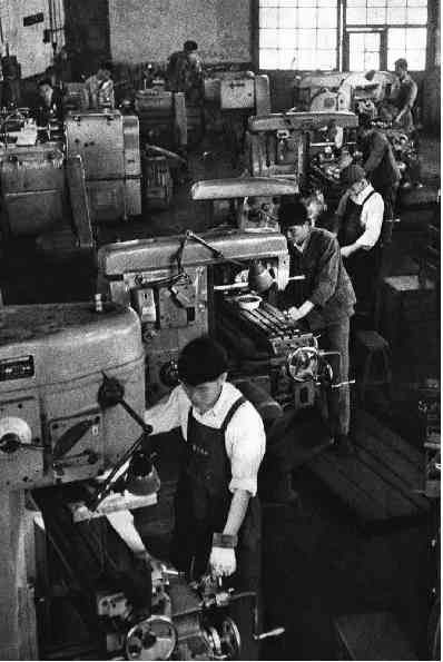 激情岁月！共和国留下父辈们创业的足印（14）