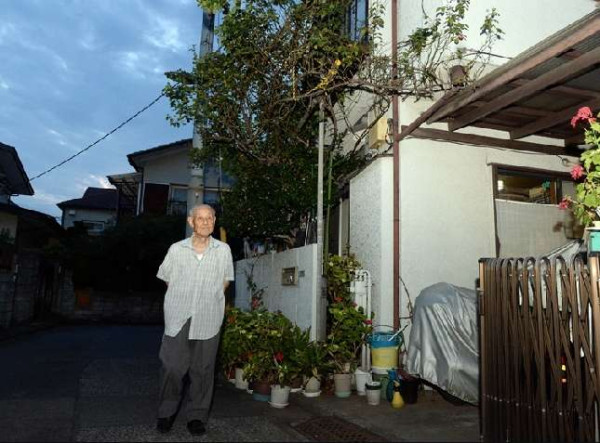 世界无产阶级革命者是一家,联合起来