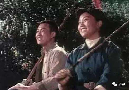 沿着社会主义大道奔前方：经典电影的经典插曲|济学欣赏