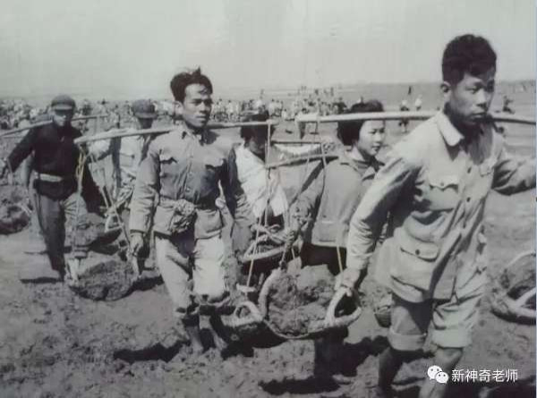 珍贵！一组澄海70年代围海造田的老照片，你一定没有看过...