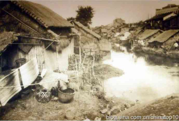 超级工程一览：民国范儿——姜文这番话，为何让公知张鸣勃然大怒？