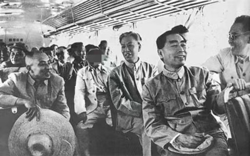 1963年5月9日，毛主席写一个长批语。批语中说...