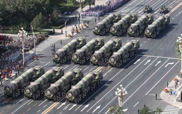 开国大典 ——民族复兴的历史转折点