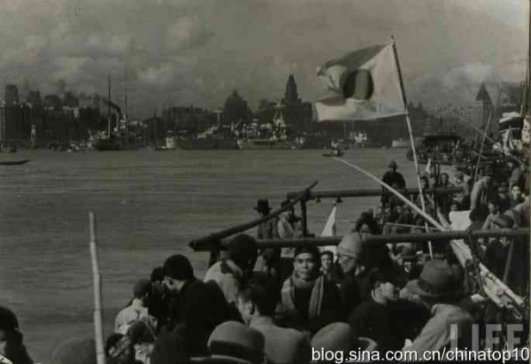 超级工程一览：民国范儿——姜文这番话，为何让公知张鸣勃然大怒？