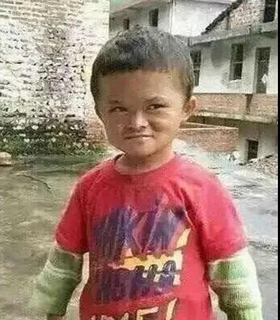 一群畜牲